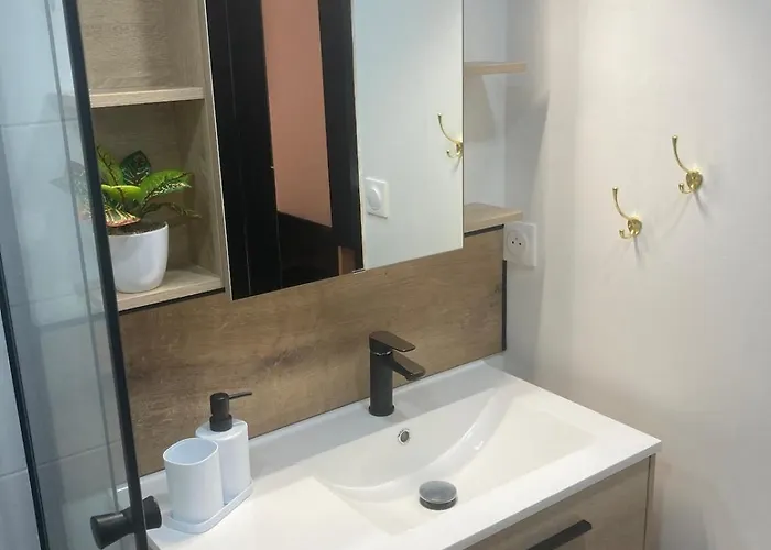 Cosy Centre-ville Apartment *